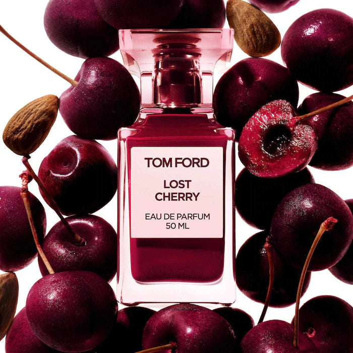 Preorder - Holiday Perfume Sampler Vault Set w/ Redeemable Voucher - Sephora Favorites